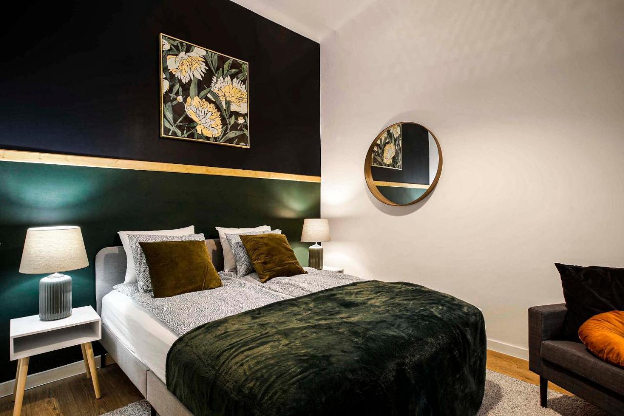 Charming Apartment, Wawel & Old Town คราคูฟ ภายนอก รูปภาพ